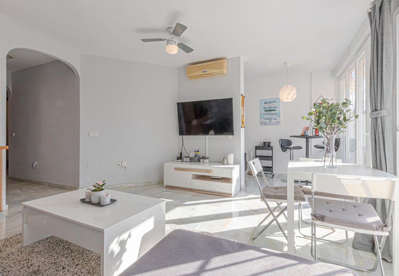 Apartamento en Benalmádena - Apartamento en Torremuelle con terraza