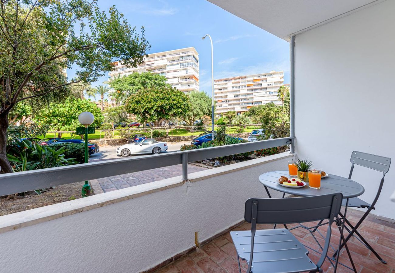 Apartamento en Benalmádena - Piso reformado con amplia terraza Carihue