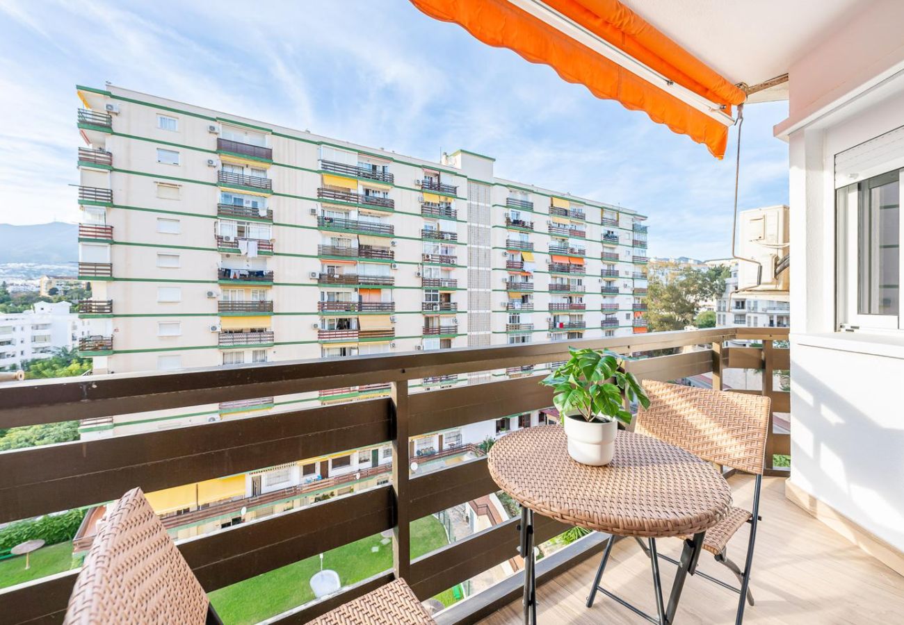 Apartamento en Benalmádena - Luminoso y reformado apartamento