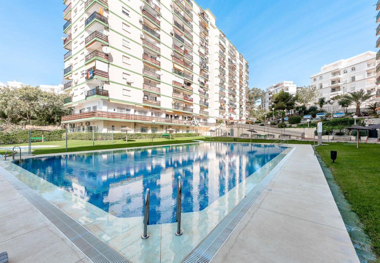 Apartamento en Benalmádena - Luminoso y reformado apartamento