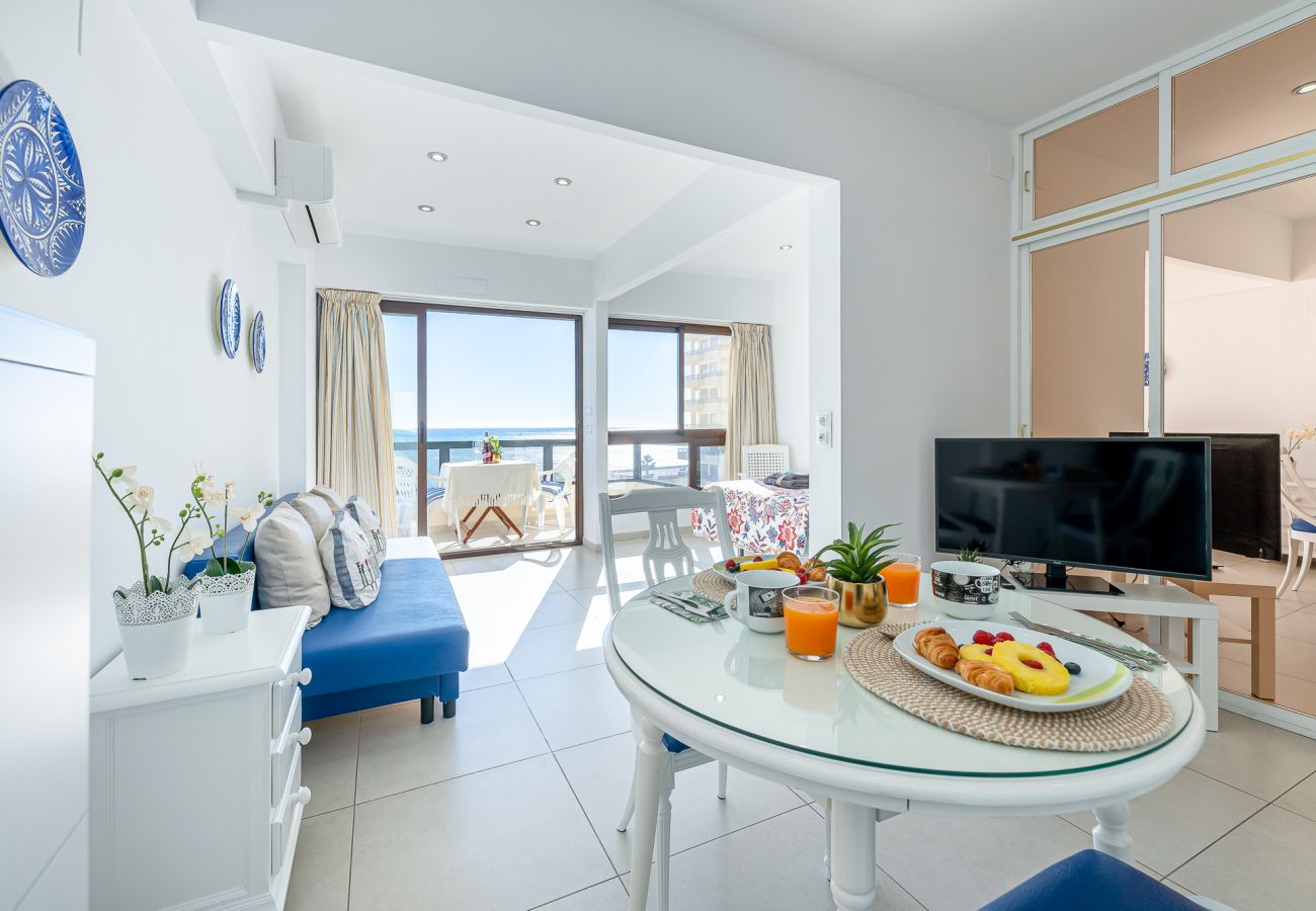 Apartamento en Benalmádena - Estudio en aloha con vista frontales al mar 