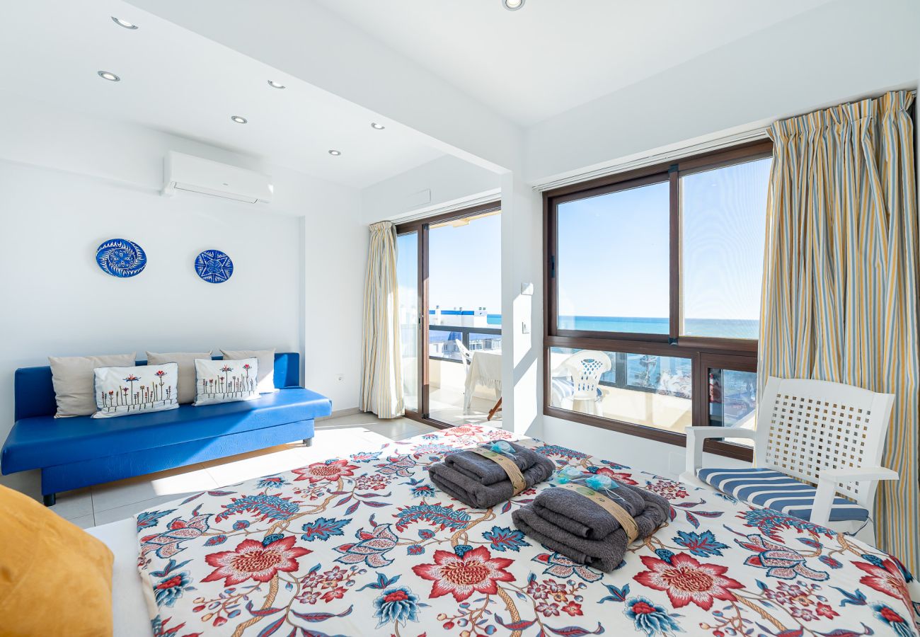 Apartamento en Benalmádena - Estudio en aloha con vista frontales al mar 