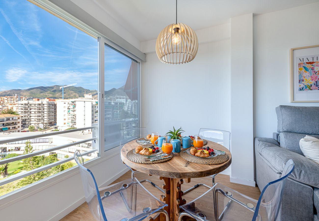 Apartamento en Benalmádena - Apartamento con hermosas vistas 