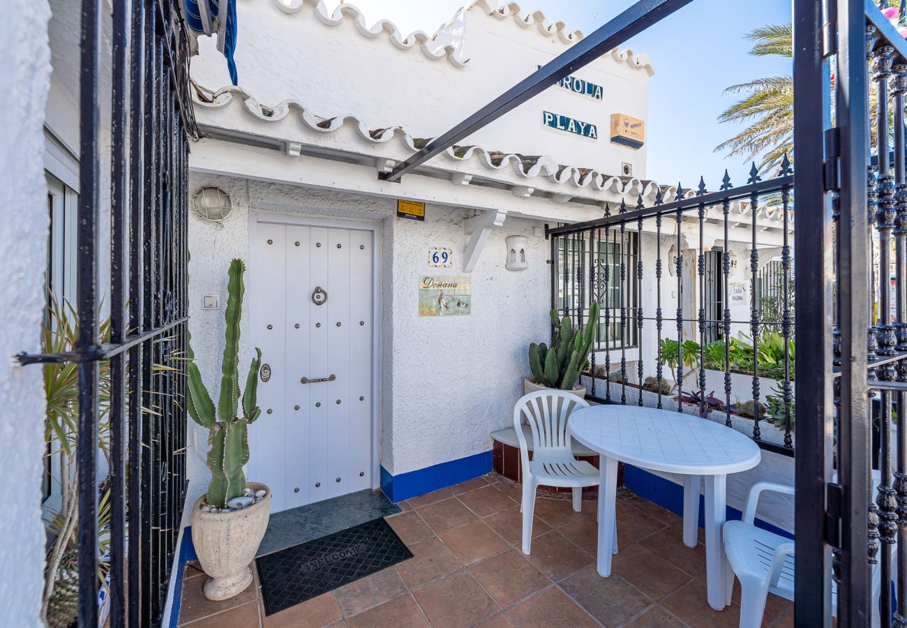 Apartamento en Benalmádena - Acogedor piso para 5 frente al mar 