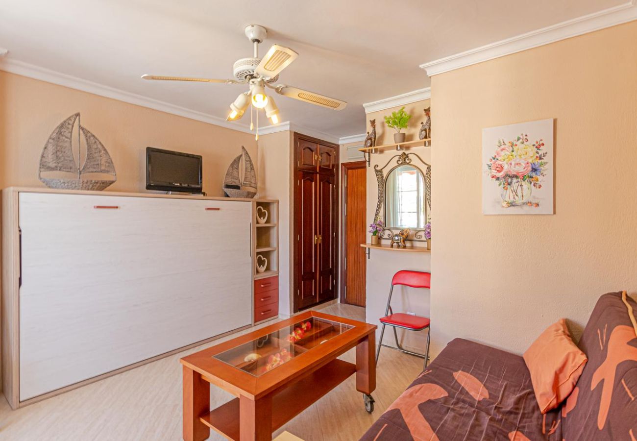 Studio in Benalmádena - Estudio para 3 en Benalmádena cerca d