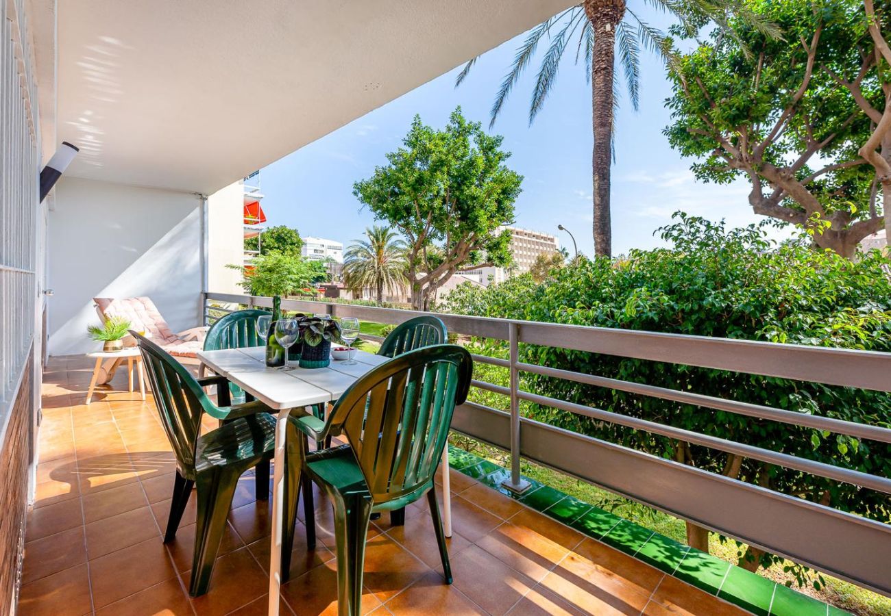 Apartment in Benalmádena - Piso reformado con amplia terraza Carihue