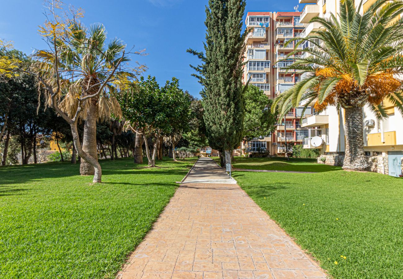 Apartment in Arroyo de la Miel - Piso en iris con Hermosas vistas