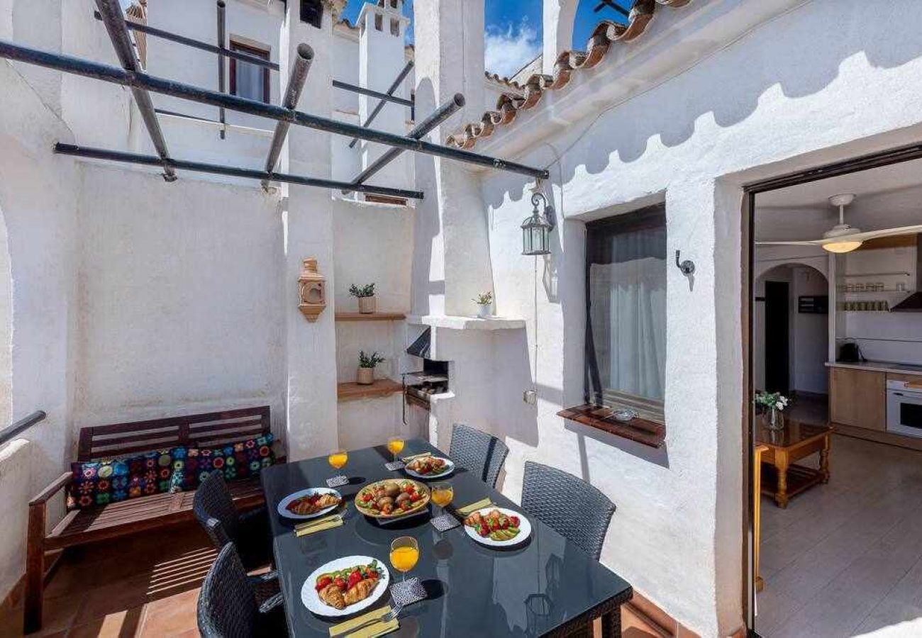 Appartement à Benalmádena - Pueblo Evita- Andalusian apartment with terrace. 