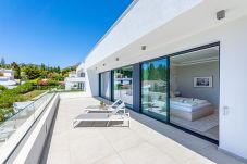 Villa en Benalmádena - Lujosa y moderna villa en Puerto marina